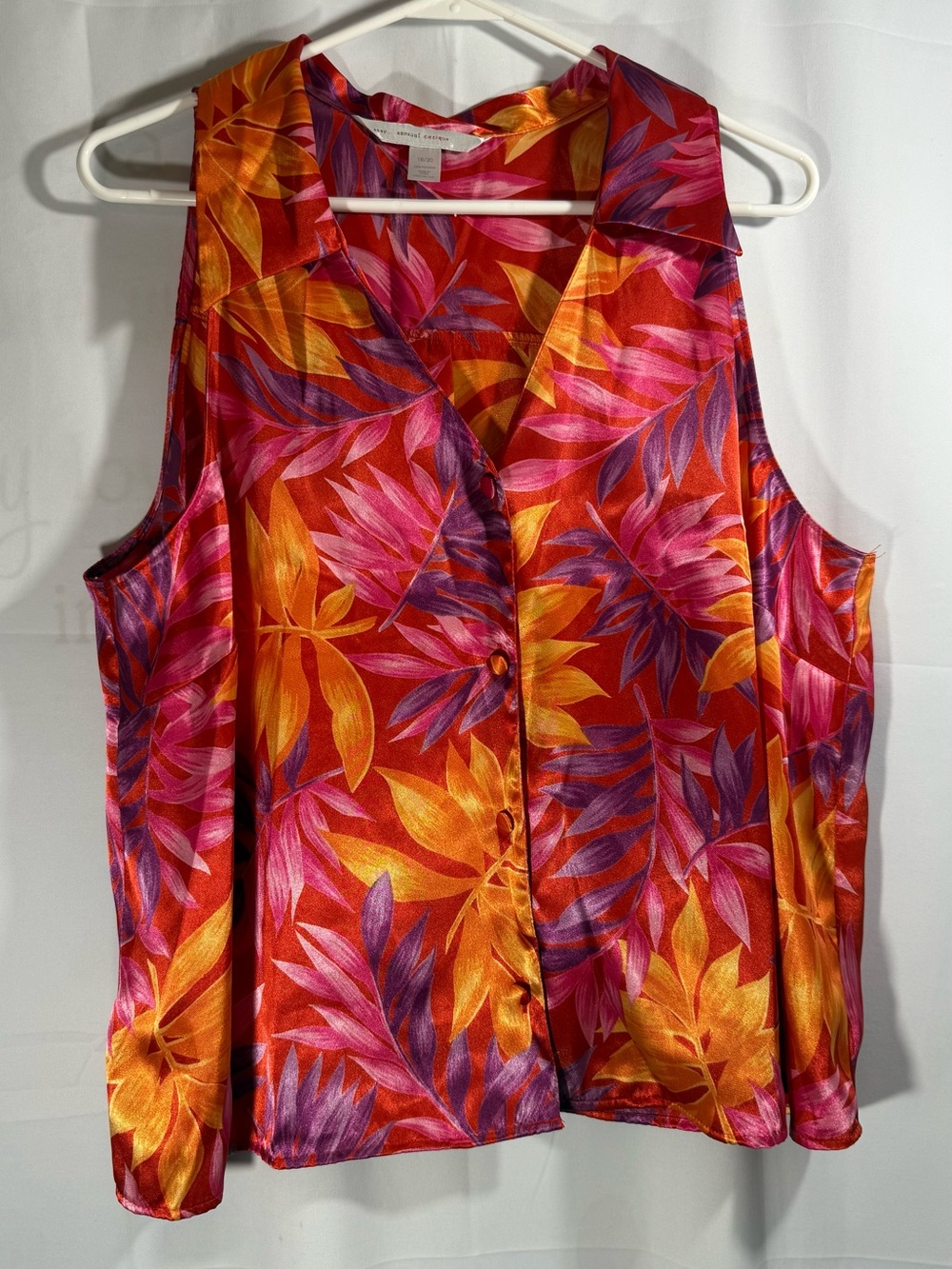 Cacique Tropical Leaf Sleeveless Button-Down in Red, Pink & Orange Size 18/20